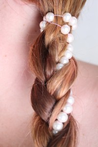Trenza con perlas