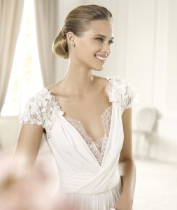 Vestido Louisse de Elie by Elie Saab 2014 mangas de encaje y escote de pico