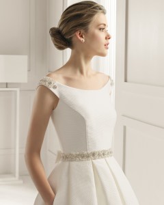 Vestido Samara Rosa Clara 2015 con escote de barco