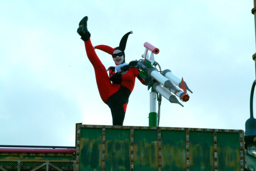 Yo haciendo de Harley Quinn en Parque Warner