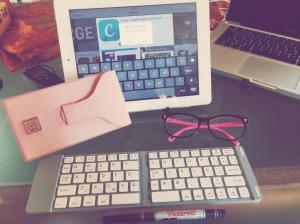 Teclado español iPad Mini en Deseo Beauty