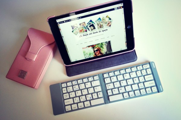 Teclado plegable y funda para iPad Mini de Salvador Bachiller