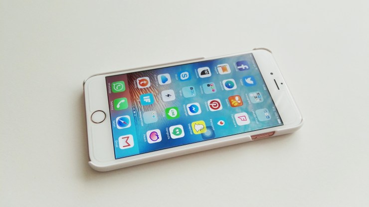 Funda de madera Native Union para iPhone 6s Plus 10