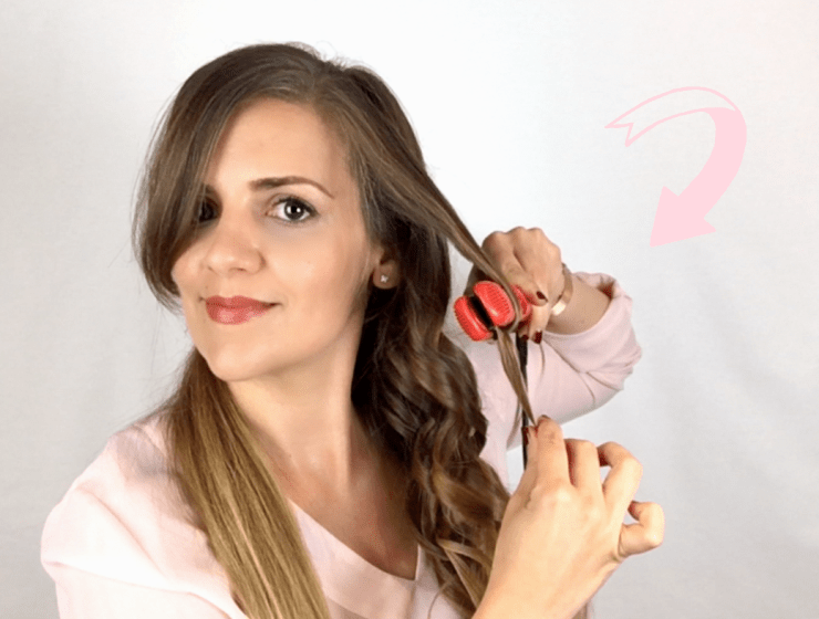 Usando la plancha Diamond Hair Styler