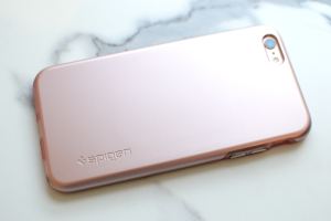 Review Spigen Thin Fit Hybrid
