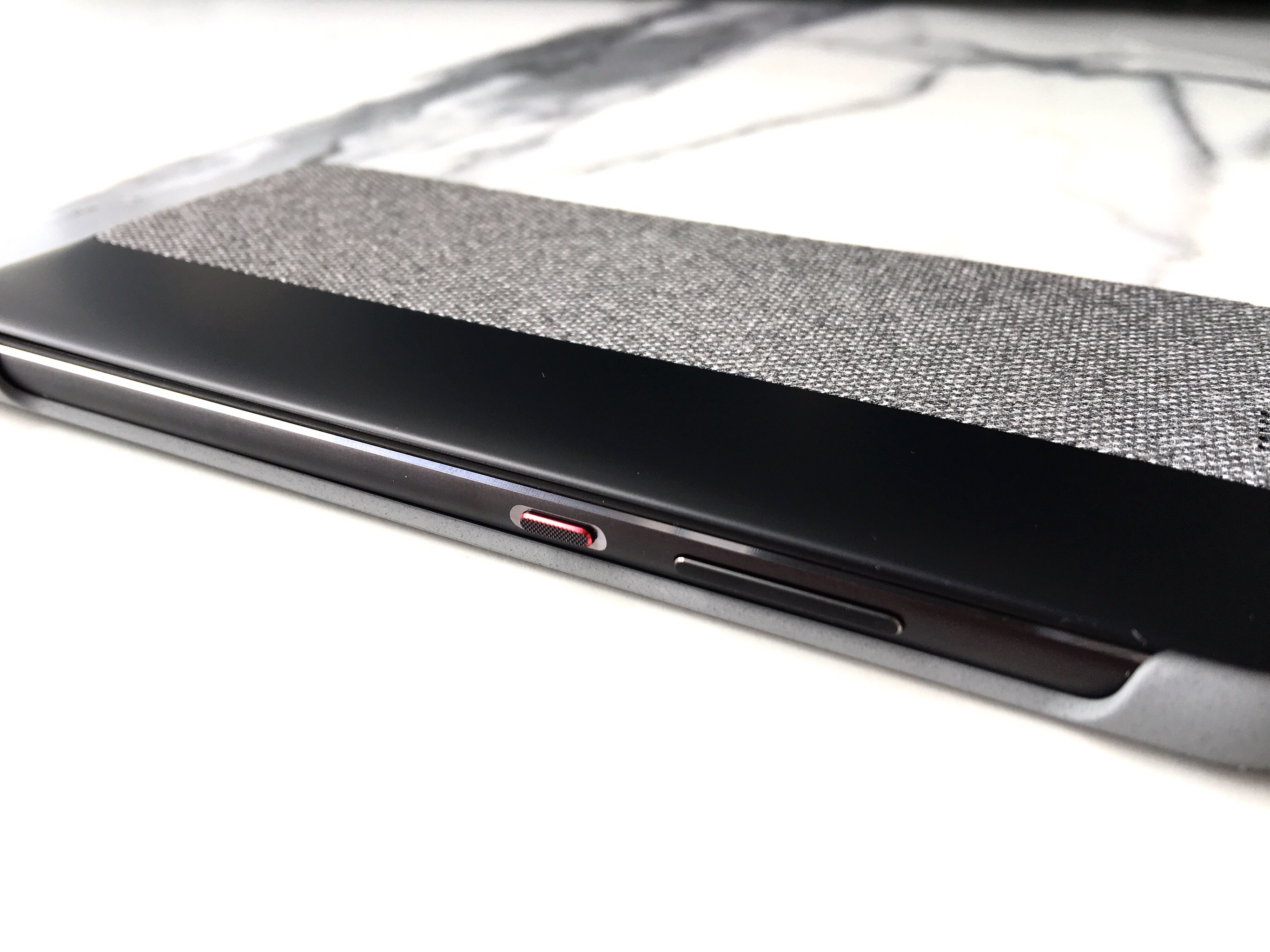 Funda Smart View Cover oficial para Huawei P10 05