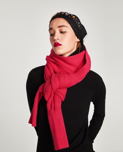 La bufanda manga de Zara 2017 5