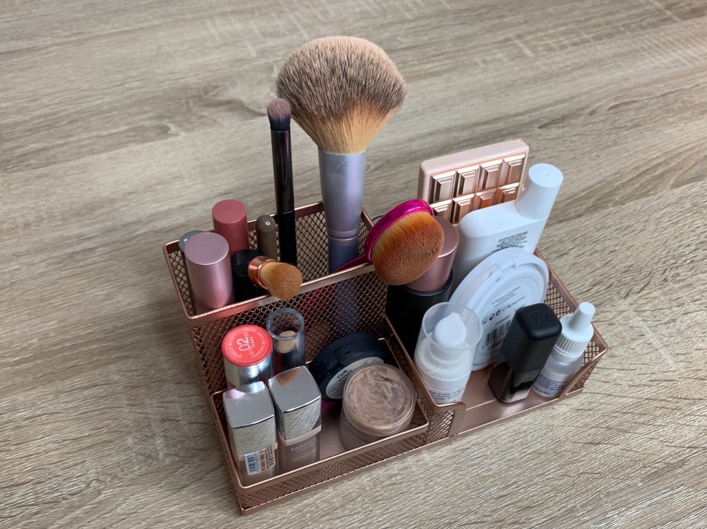 Cómo mantener tu maquillaje habitual ordenado y&nbsp;accesible